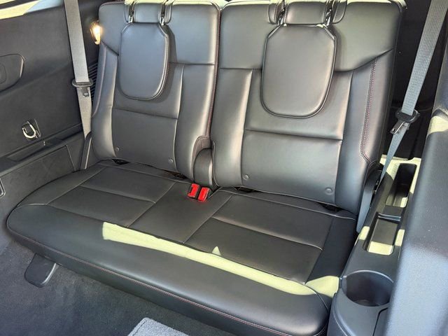 Certified 2025 Ford Explorer ST AWD/4WD image 39