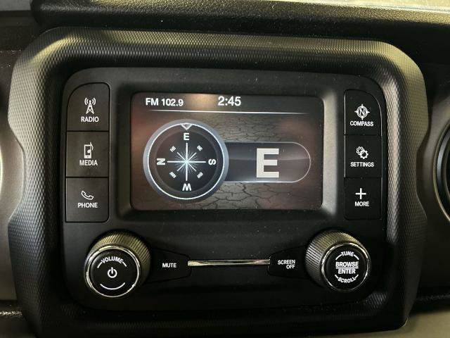 Used 2018 Jeep Wrangler Sport AWD/4WD image 18