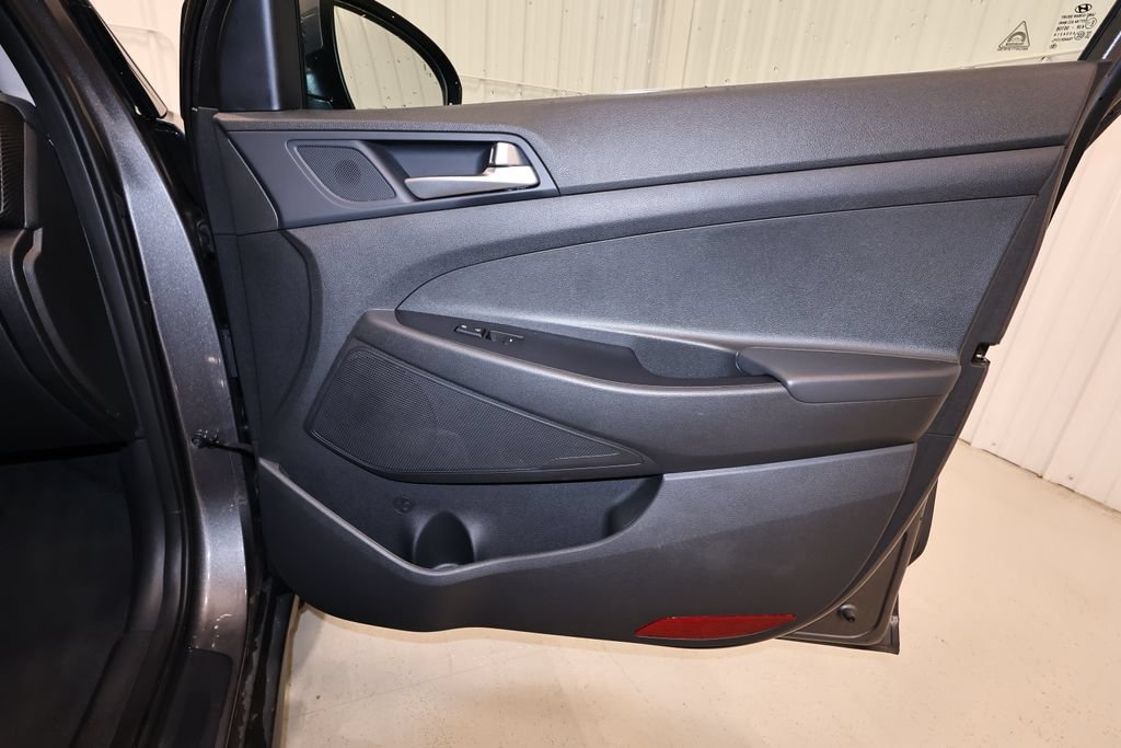 Used 2020 Hyundai Tucson Value AWD/4WD image 19