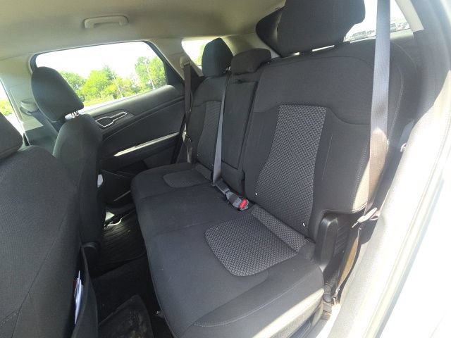Used 2023 Kia Sportage LX AWD/4WD image 16