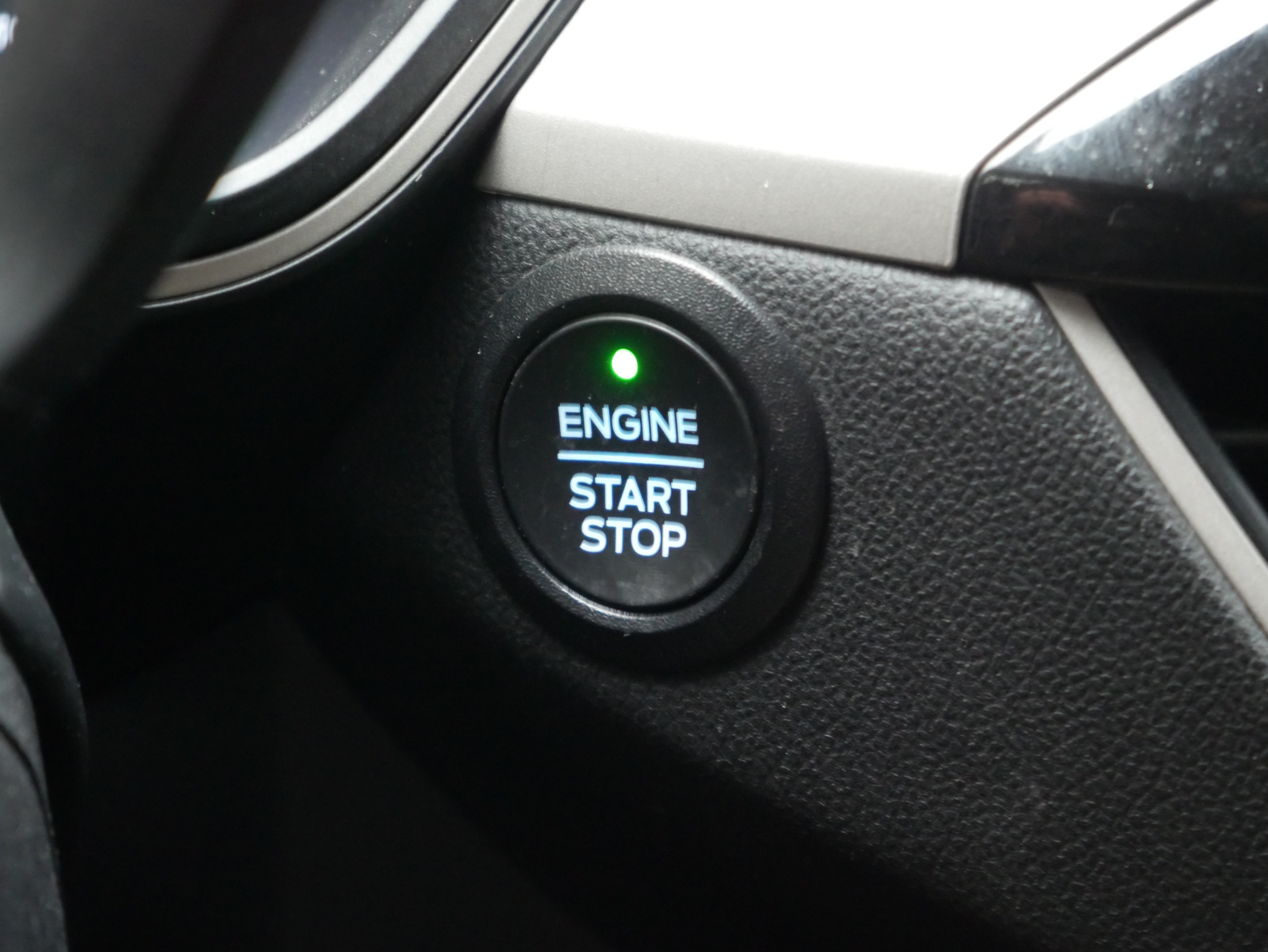 Certified 2022 Ford Escape SE AWD/4WD image 8