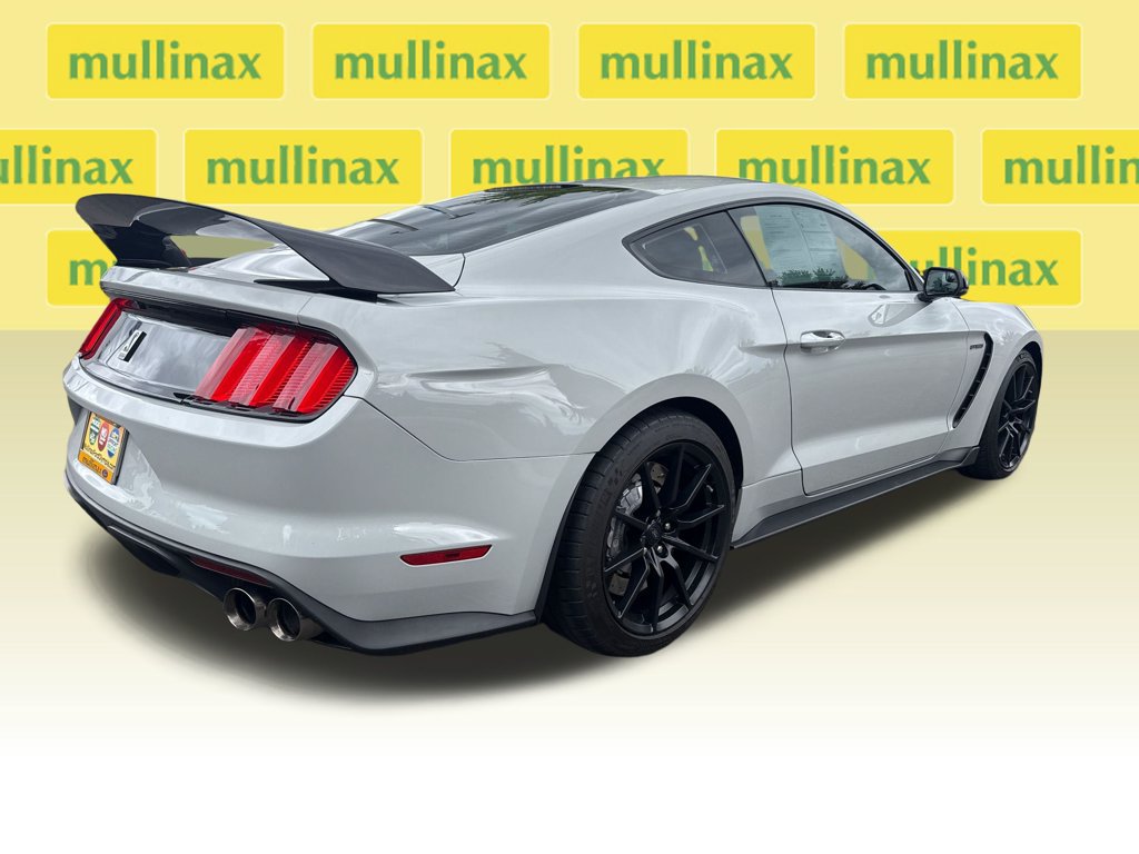 Certified 2017 Ford Mustang Shelby GT350 RWD image 3