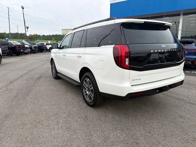 Certified 2025 Ford Expedition Active AWD/4WD image 16