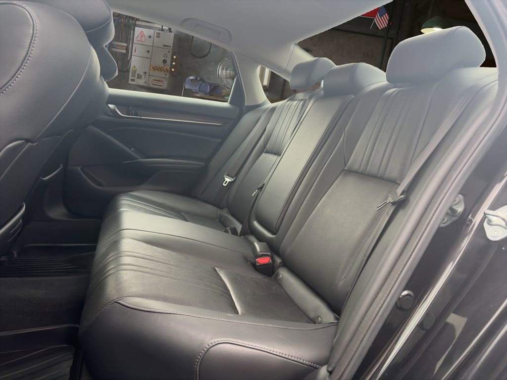 Used 2022 Honda Accord EX-L image 12