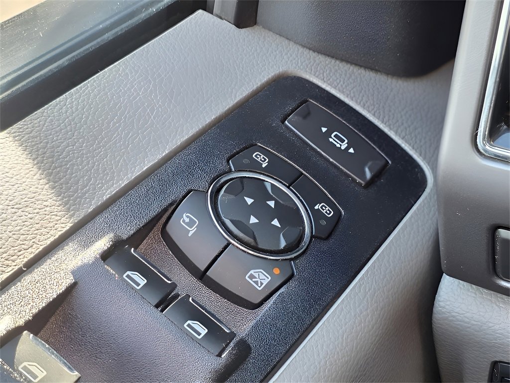 Certified 2022 Ford F250 XLT w/ XLT Premium Package image 31