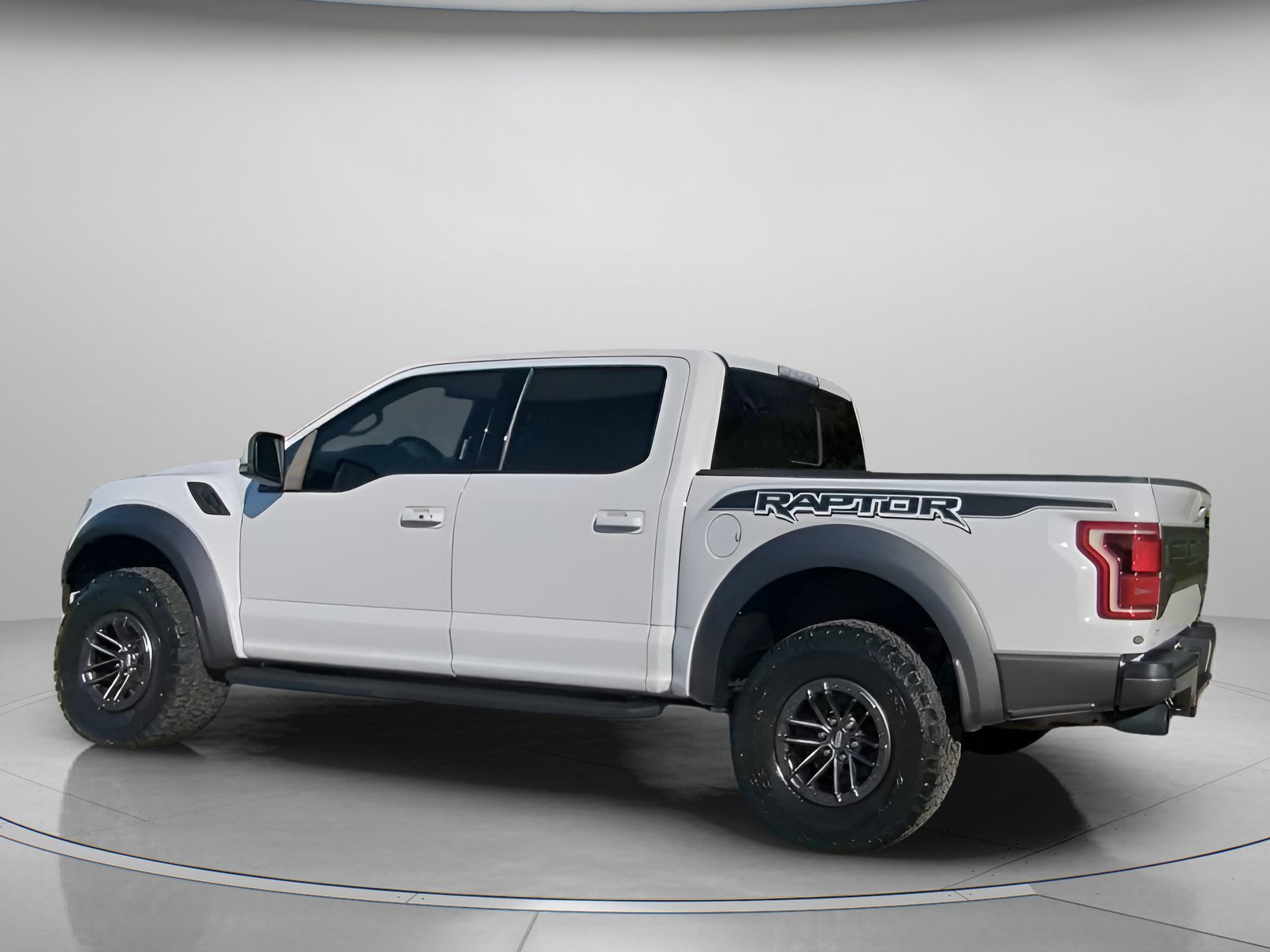 Certified 2019 Ford F150 Raptor w/ Equipment Group 802A Luxury image 11