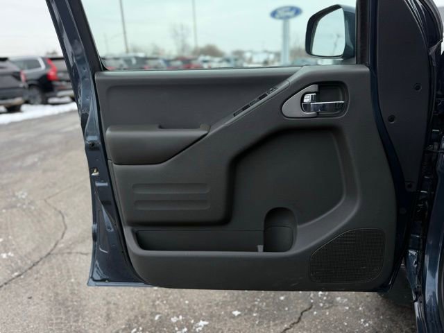 Used 2018 Nissan Frontier PRO-4X image 15