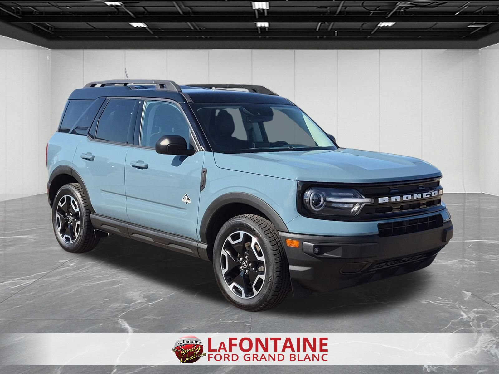 Certified 2022 Ford Bronco Sport Outer Banks w/ Tech Package AWD/4WD image 7