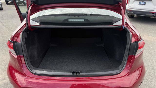 Used 2025 Toyota Corolla LE FWD image 29