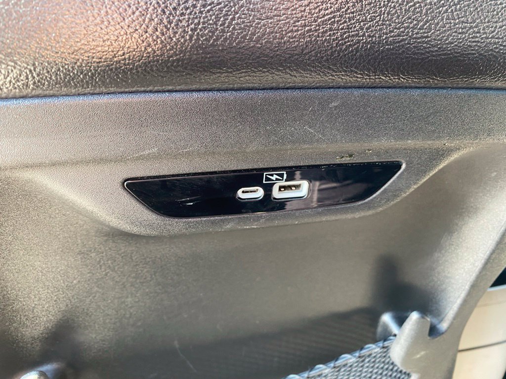 Used 2022 Chrysler Pacifica Touring-L FWD image 31