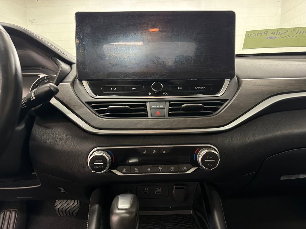 Used 2023 Nissan Altima 2.5 SL FWD image 23