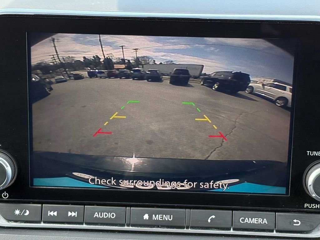 Used 2024 Nissan Rogue SV image 23