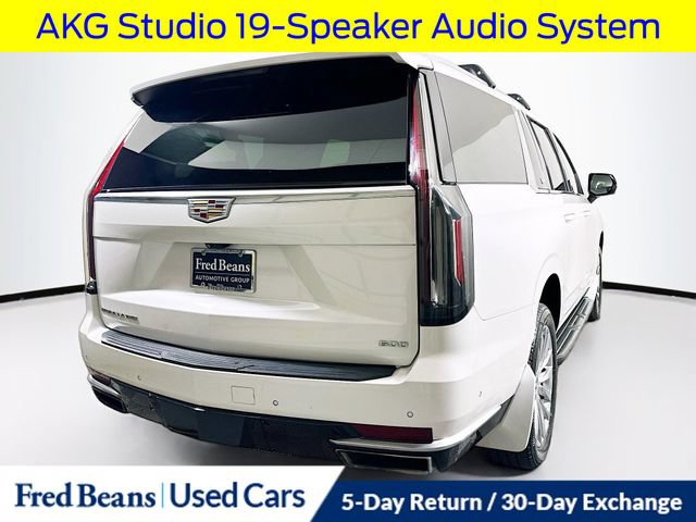 Used 2023 Cadillac Escalade ESV Premium Luxury AWD/4WD image 9