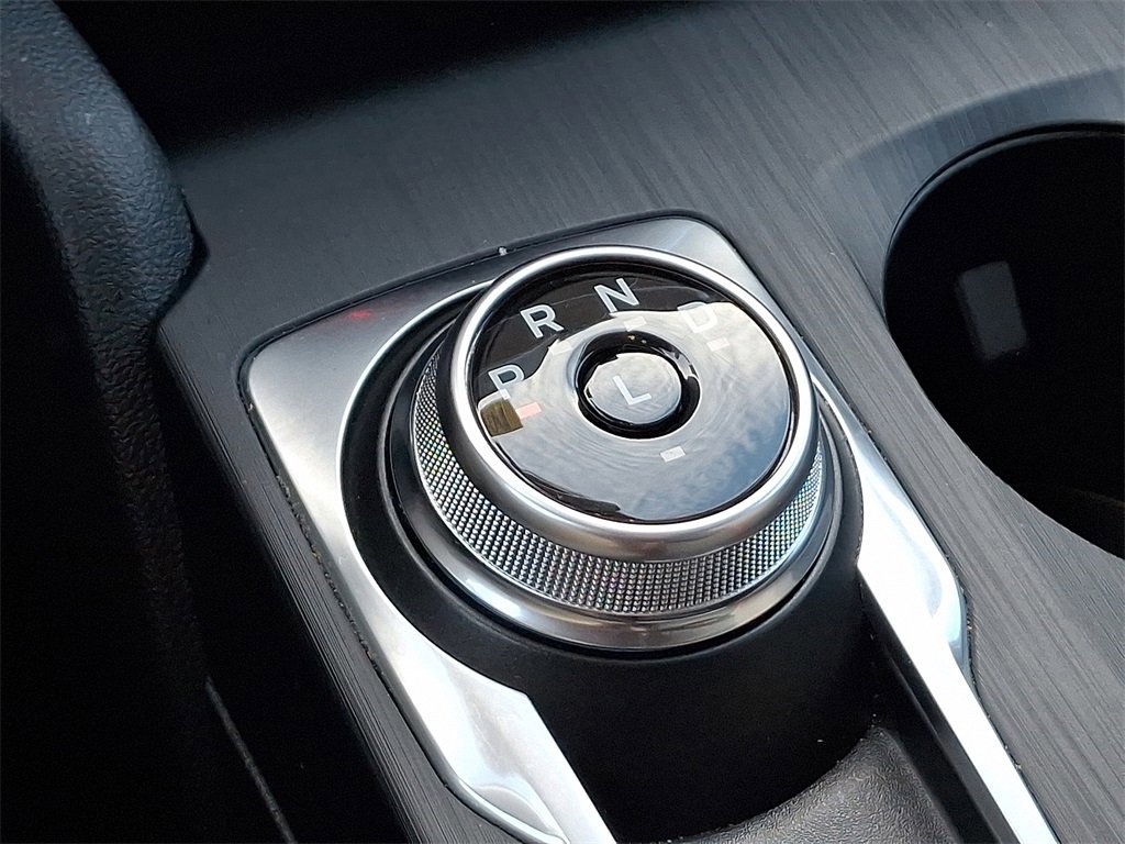 Certified 2022 Ford Escape SE w/ SE Sport Appearance Package image 14