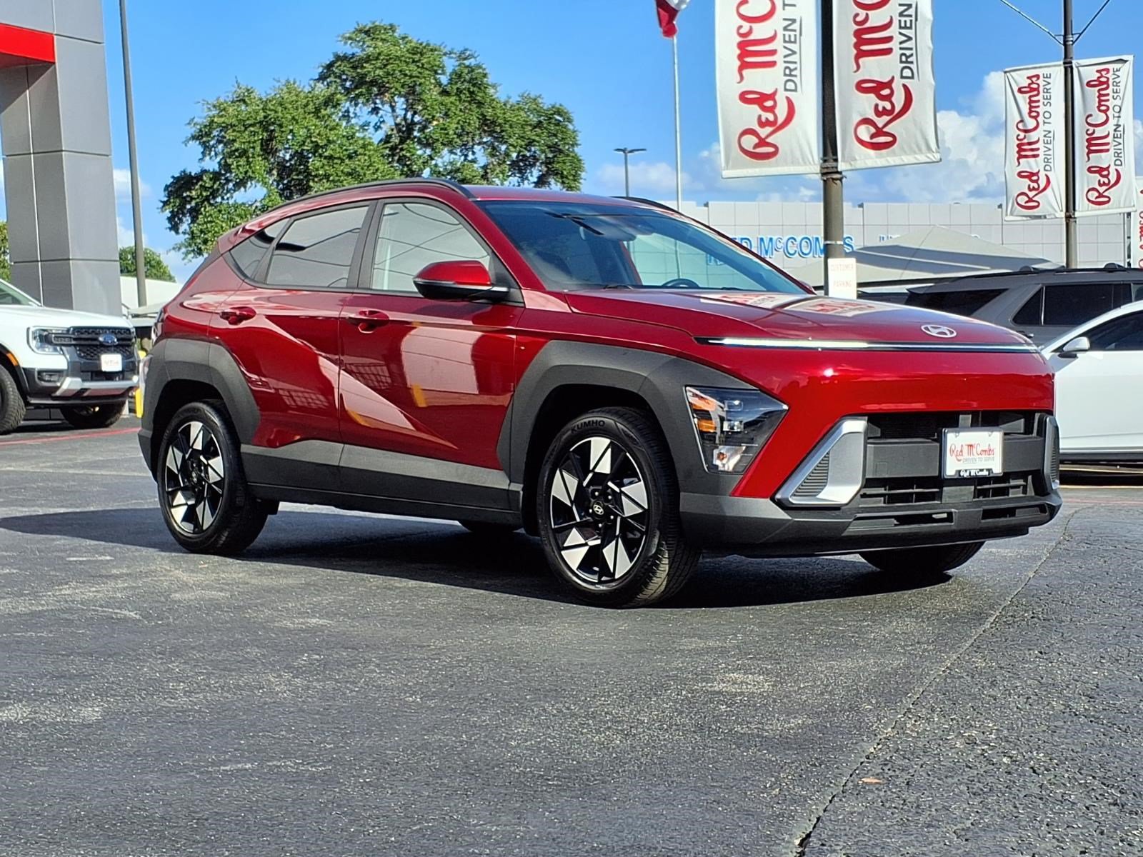 Used 2025 Hyundai Kona SEL FWD image 4