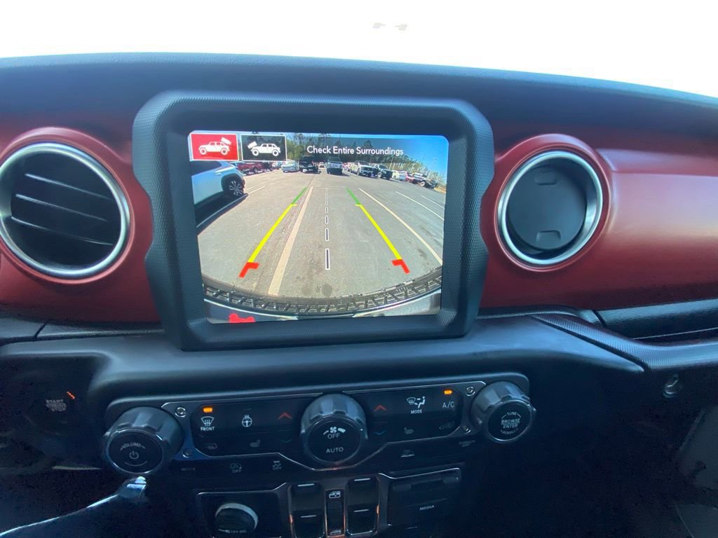 Used 2022 Jeep Wrangler Unlimited Rubicon w/ LED Lighting Group image 16