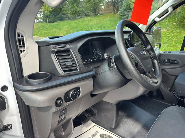 Certified 2025 Ford Transit 250 Low Roof w/ Exterior Upgrade Package RWD image 13
