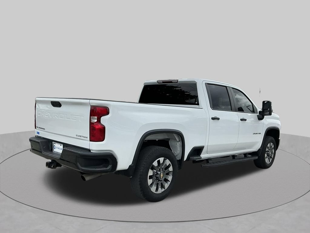 Used 2024 Chevrolet Silverado 2500 Custom w/ Custom Convenience Package AWD/4WD image 12