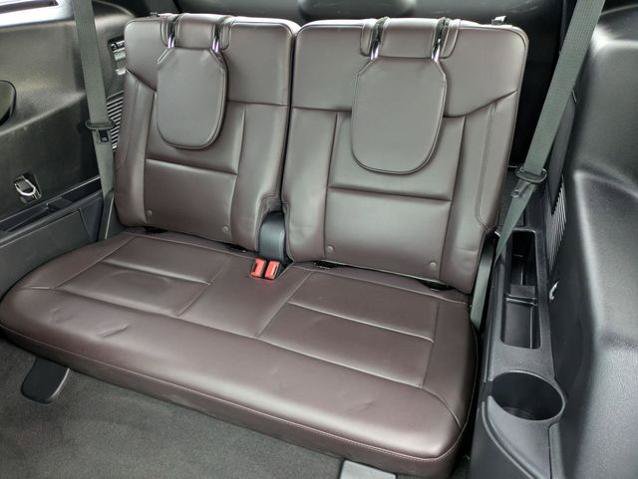 Certified 2025 Ford Explorer Platinum w/ LUX Leather Package AWD/4WD image 20
