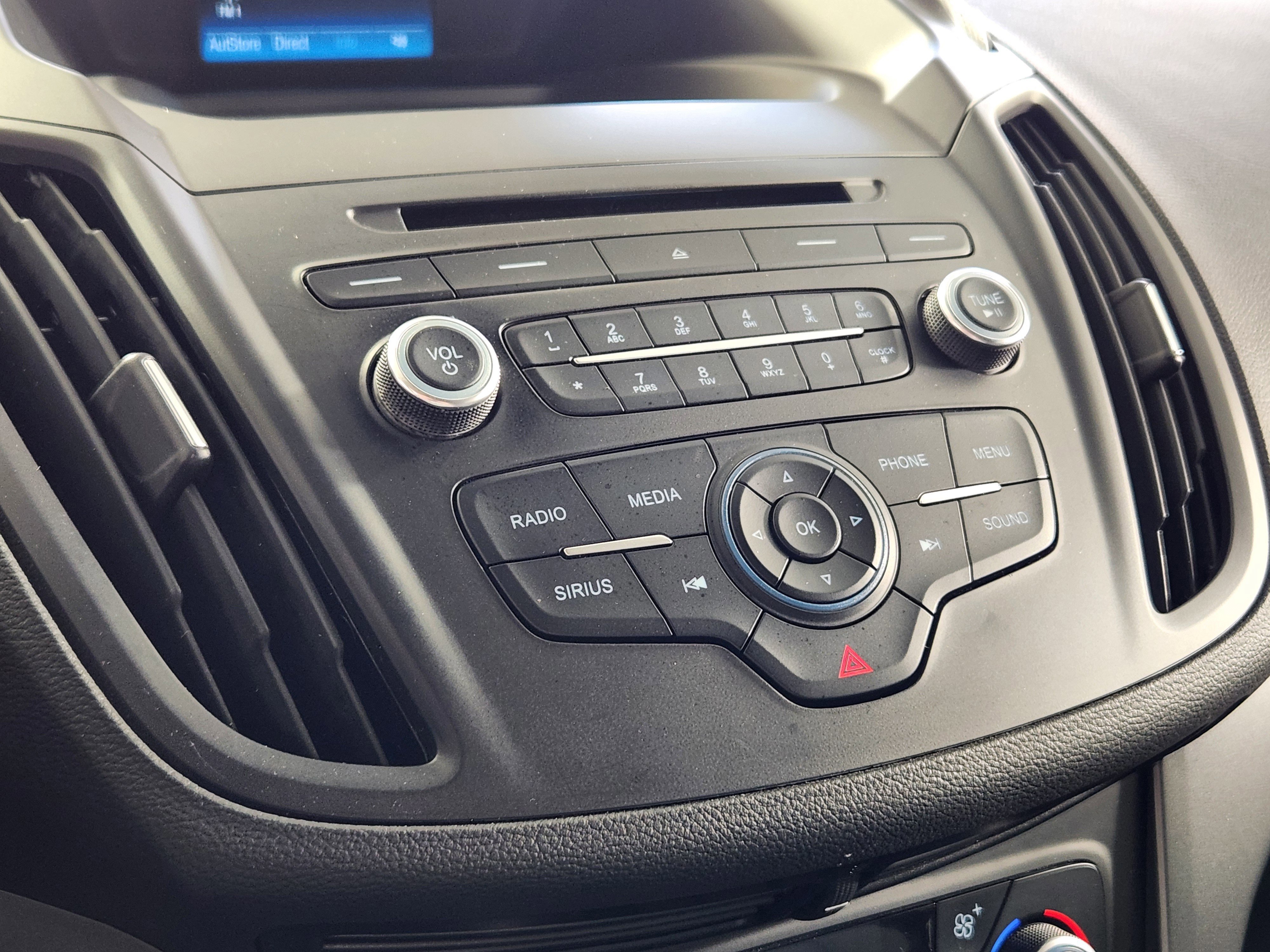 Certified 2018 Ford Escape SE w/ Ford Safe & Smart Package image 23