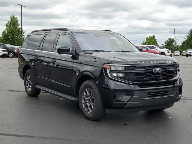 Certified 2025 Ford Expedition Max Active AWD/4WD image 2