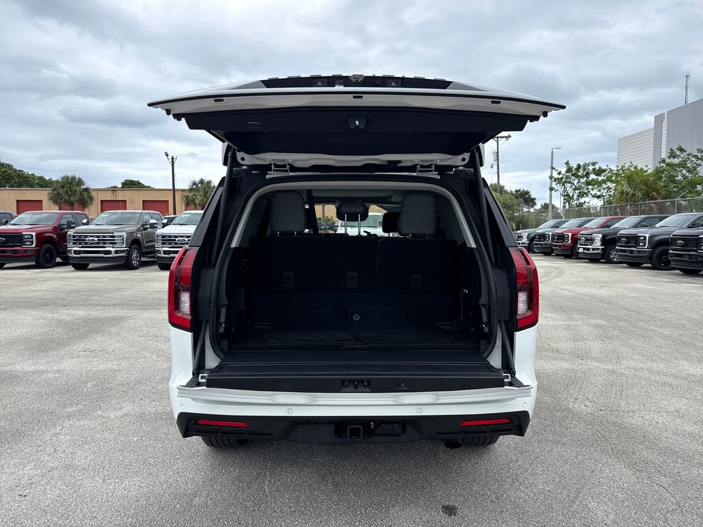 Certified 2025 Ford Expedition Active RWD image 33