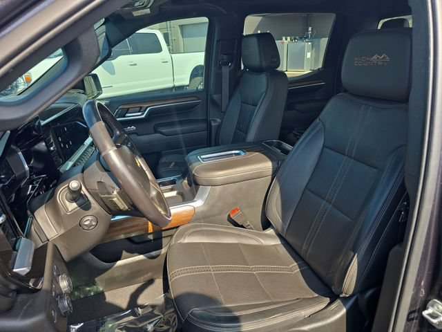 Used 2022 Chevrolet Silverado 1500 High Country w/ Z71 Off-Road Package AWD/4WD image 11
