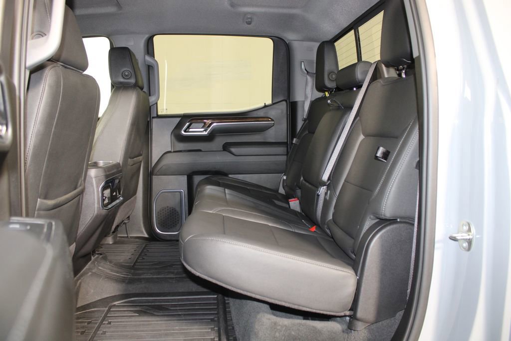 Used 2024 GMC Sierra 1500 Elevation w/ Elevation Premium Package image 12