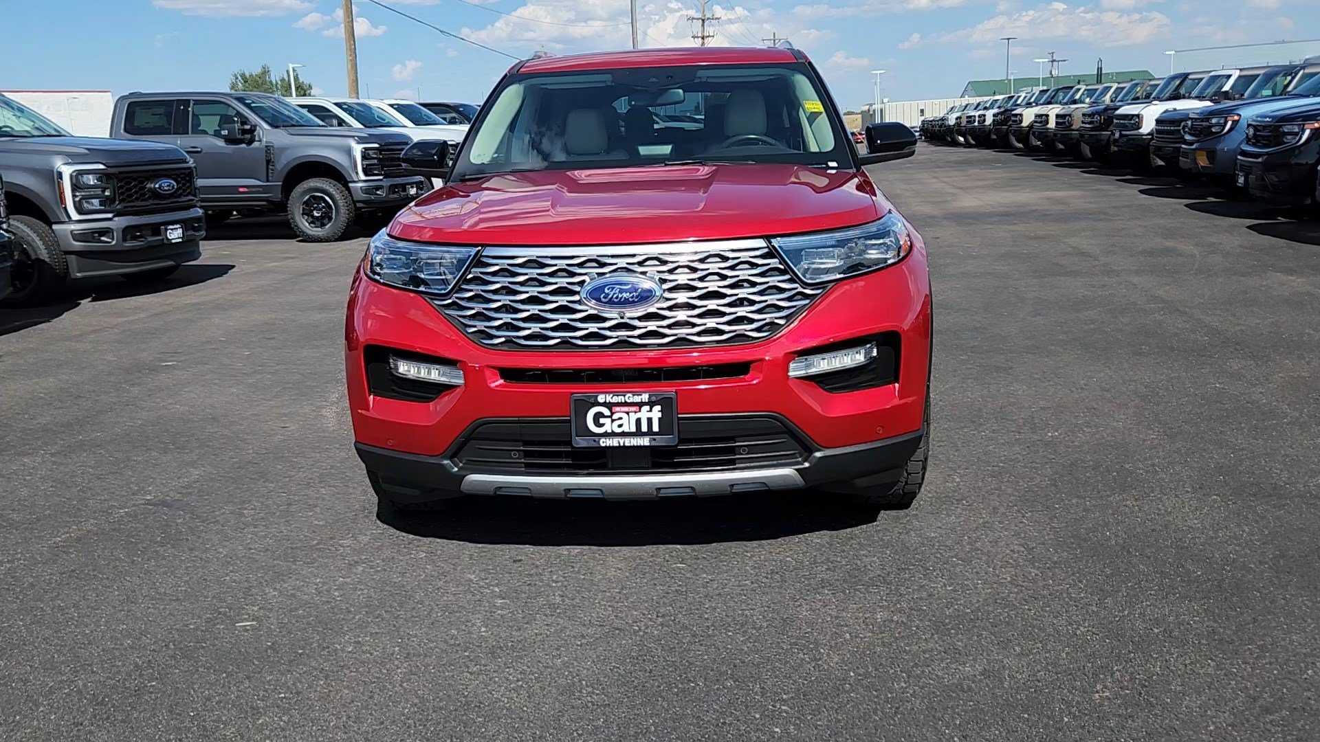 Certified 2022 Ford Explorer Platinum w/ Premium Technology Package AWD/4WD image 4
