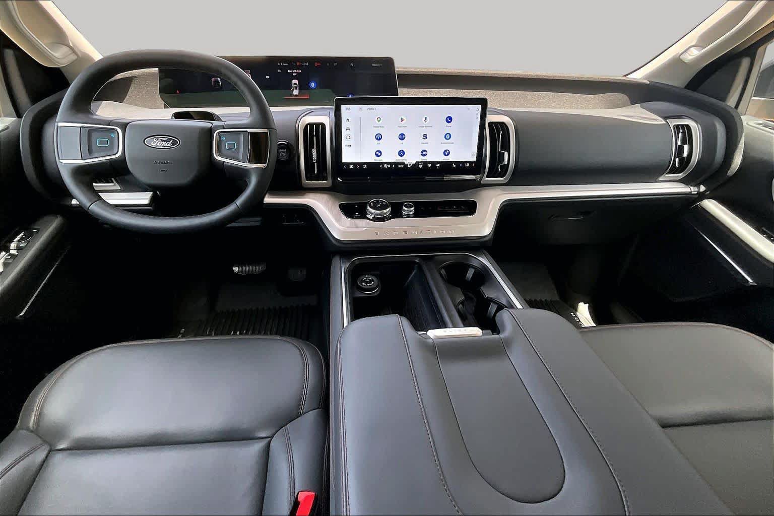 Certified 2025 Ford Expedition Active AWD/4WD image 16