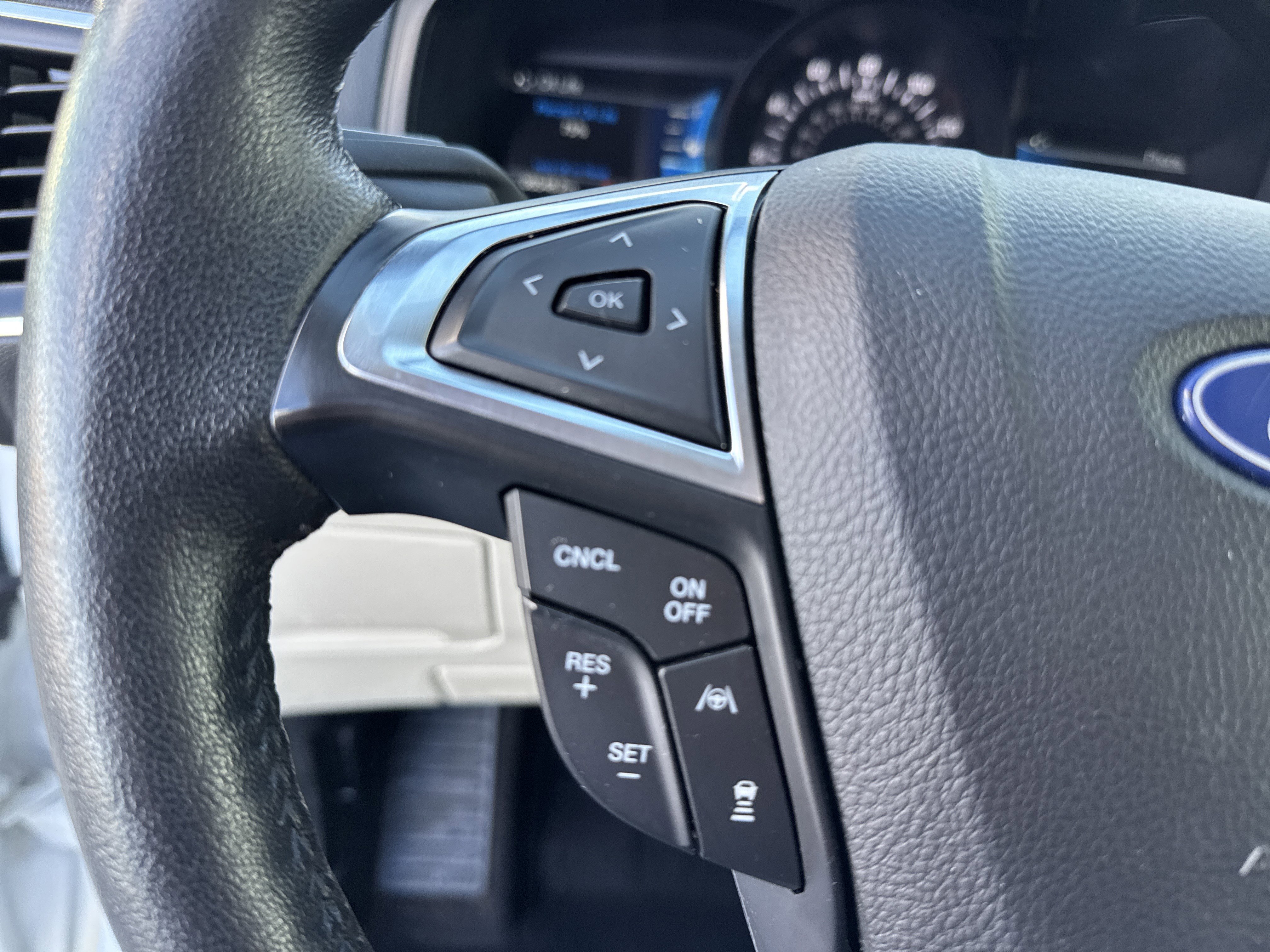 Certified 2022 Ford Edge Titanium image 36