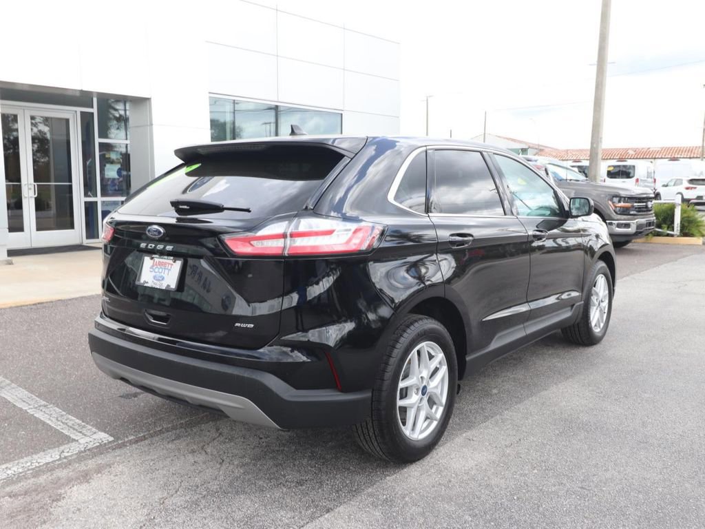 Certified 2022 Ford Edge SEL image 5
