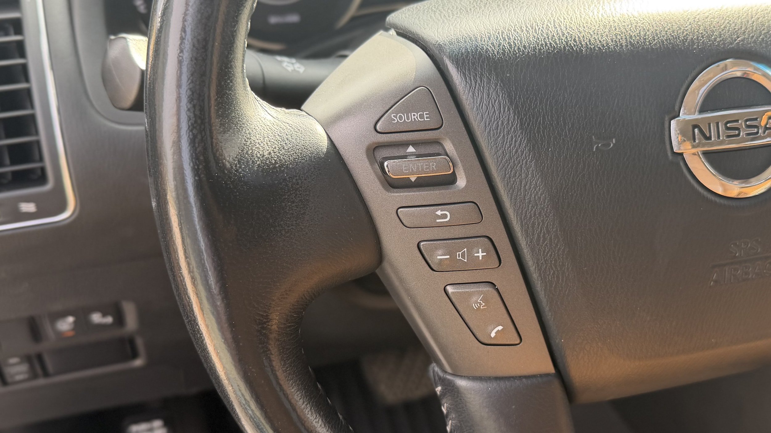 Used 2017 Nissan Armada Platinum AWD/4WD image 43