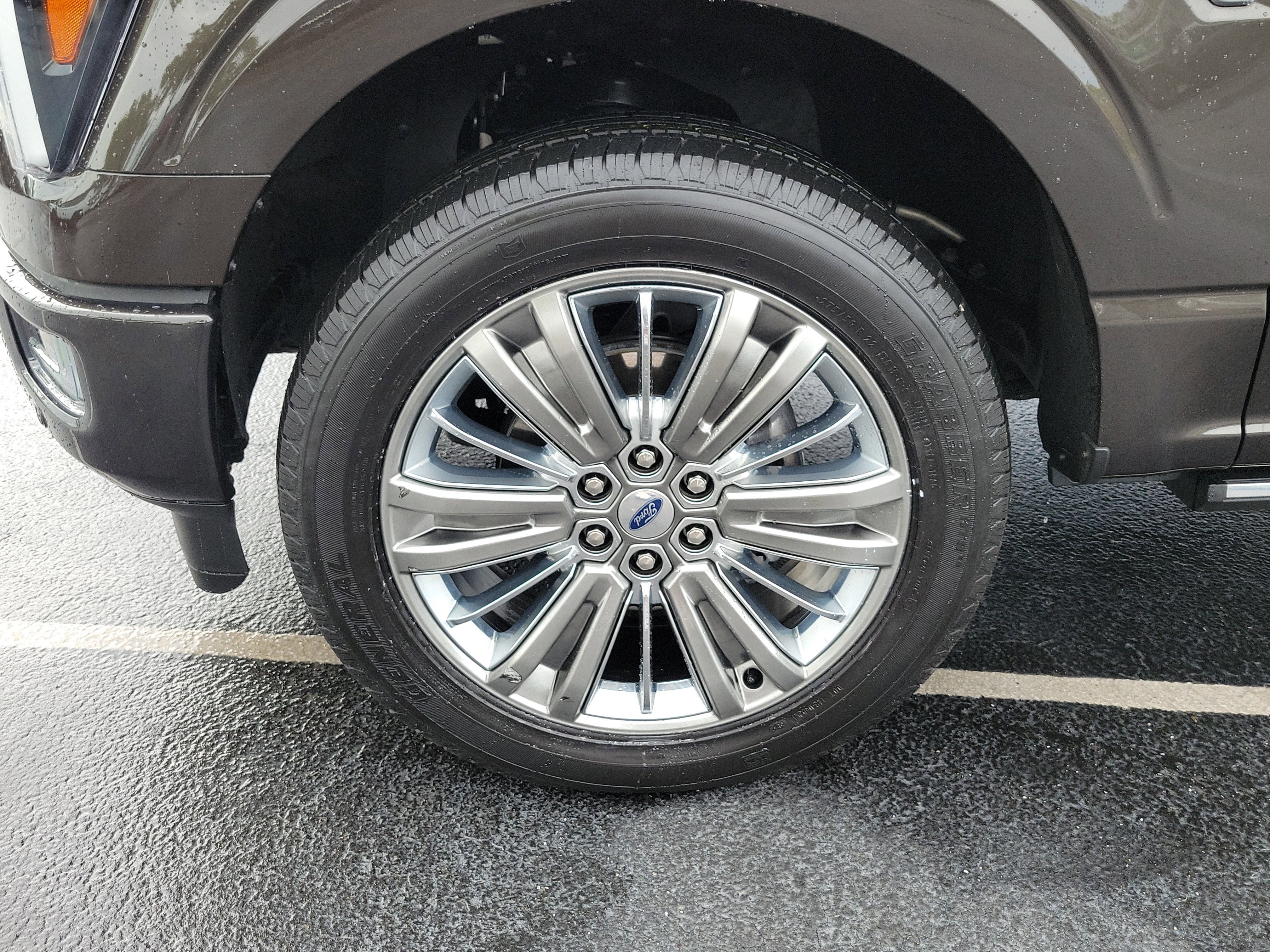 Certified 2024 Ford F150 Platinum w/ Equipment Group 703A Plus image 9