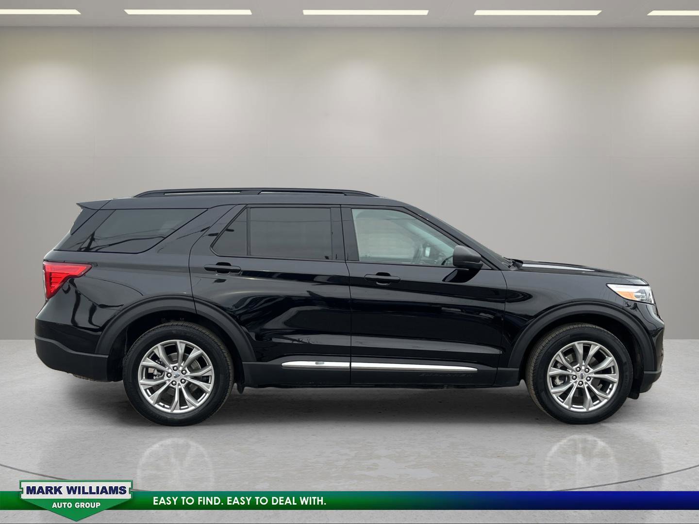 Certified 2023 Ford Explorer XLT w/ Equipment Group 202A image 2