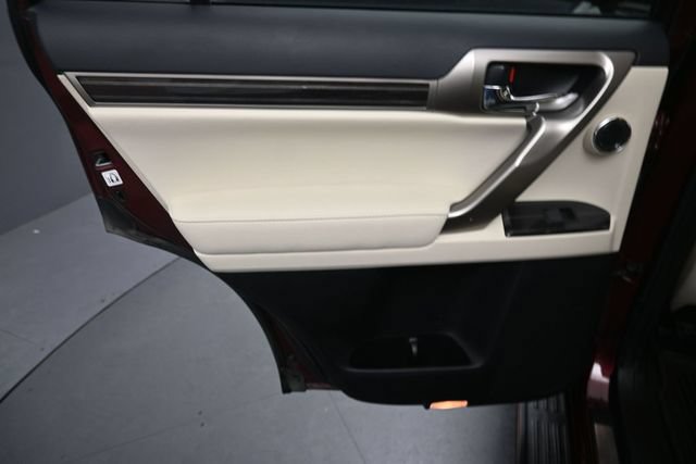 Used 2020 Lexus GX 460 Luxury w/ Luxury Sport Package AWD/4WD image 26