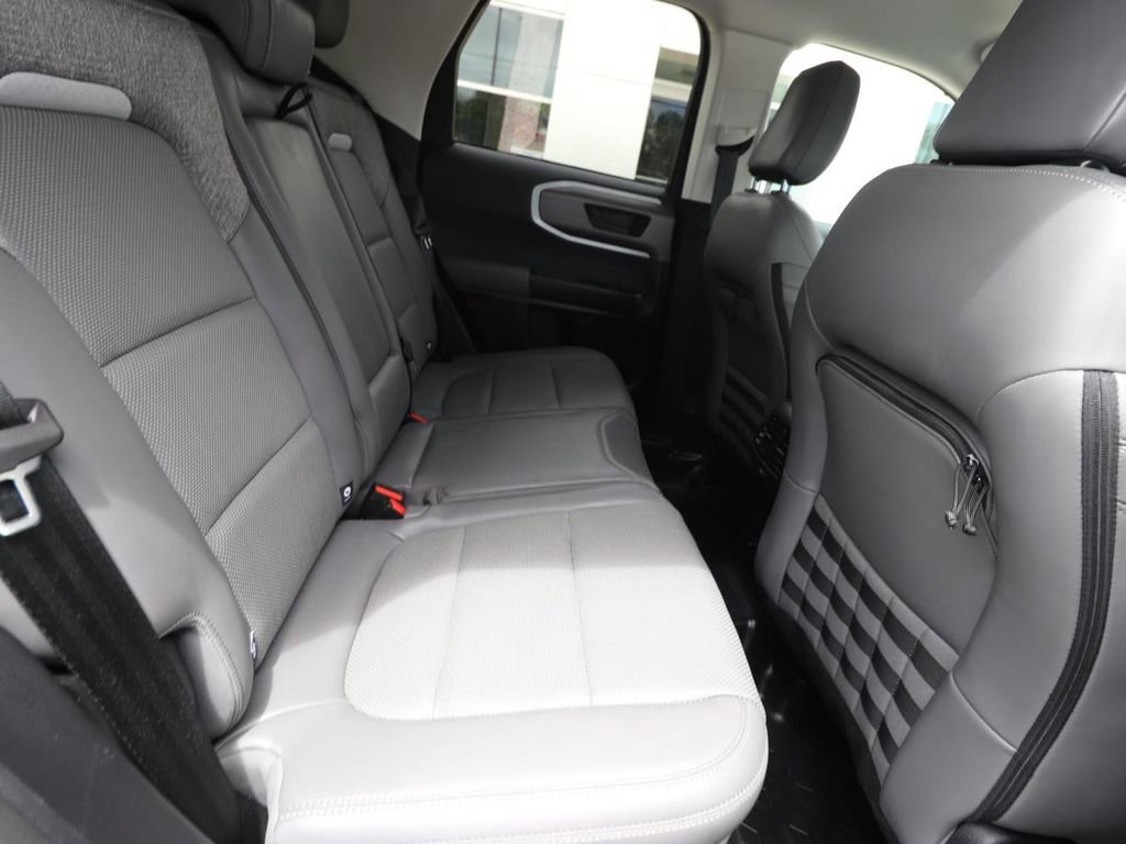 Certified 2025 Ford Bronco Sport Badlands AWD/4WD image 23