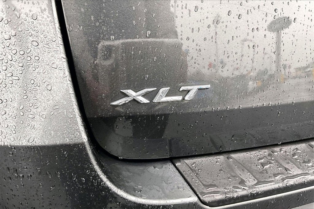Certified 2020 Ford Explorer XLT image 30