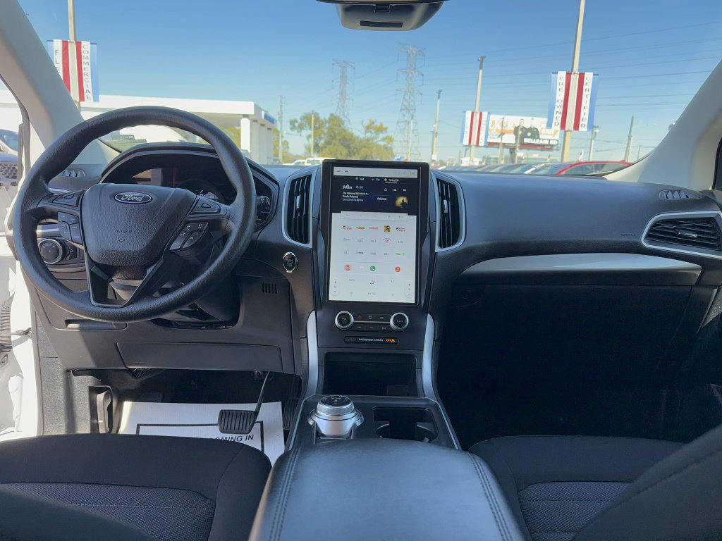 Certified 2022 Ford Edge SE w/ Black Appearance Package AWD/4WD image 27