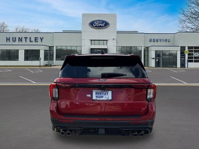 Certified 2025 Ford Explorer ST AWD/4WD image 4
