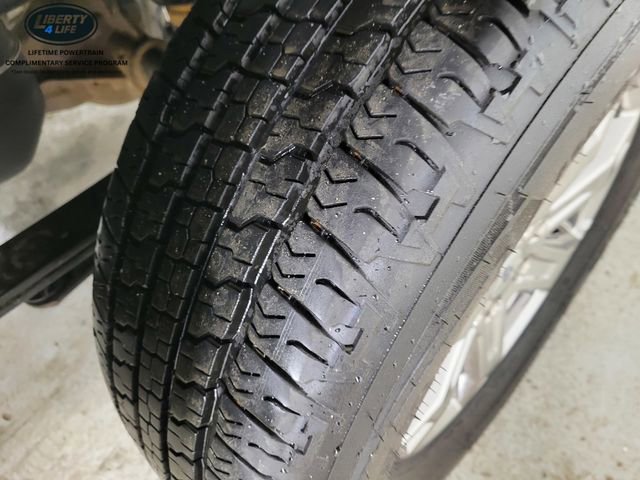 Certified 2022 Ford F150 XLT w/ Equipment Group 302A High image 11