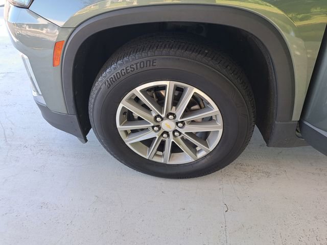 Used 2022 Chevrolet Traverse LT FWD image 28