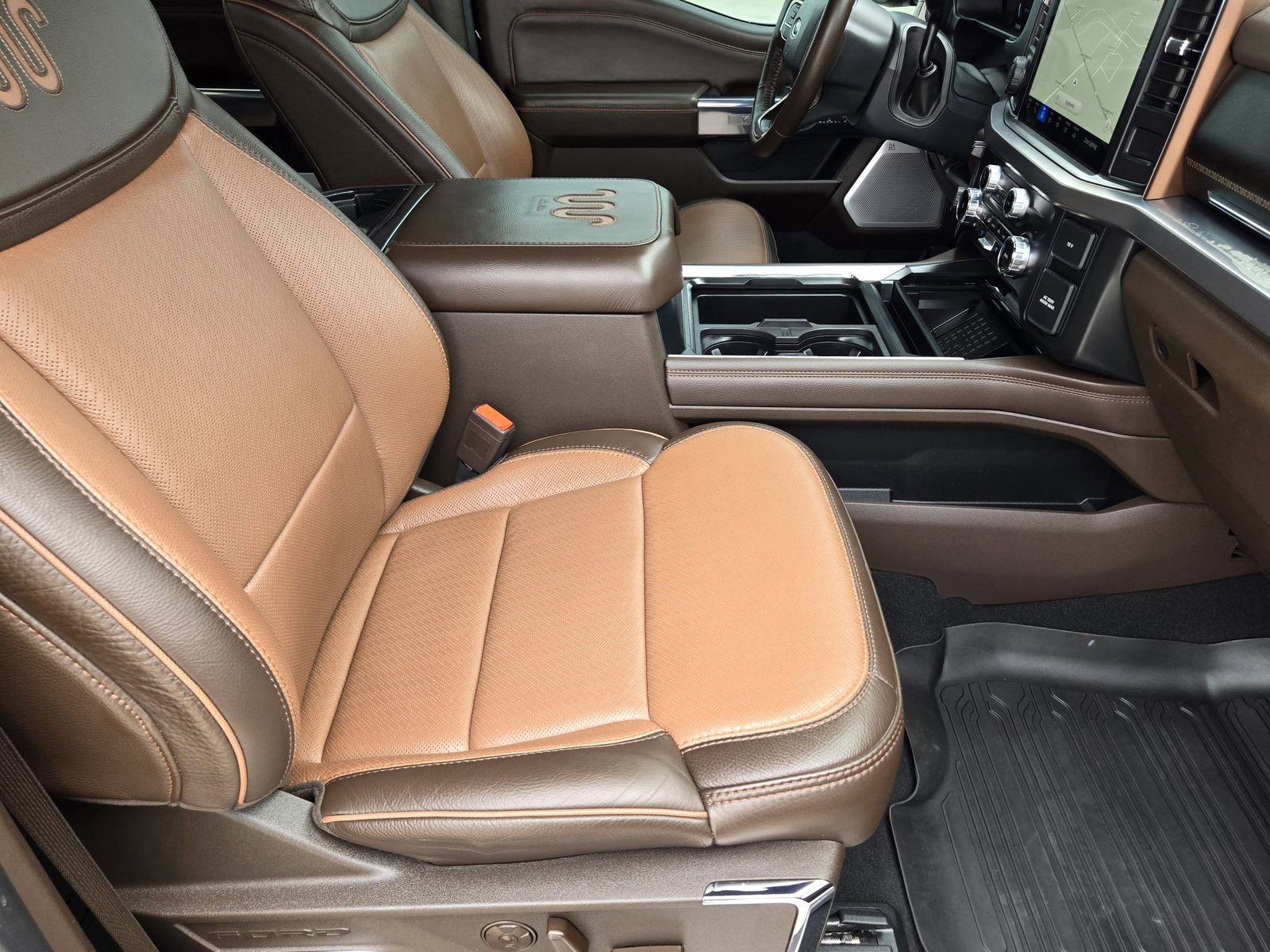 Certified 2025 Ford F350 King Ranch w/ Chrome Package image 16