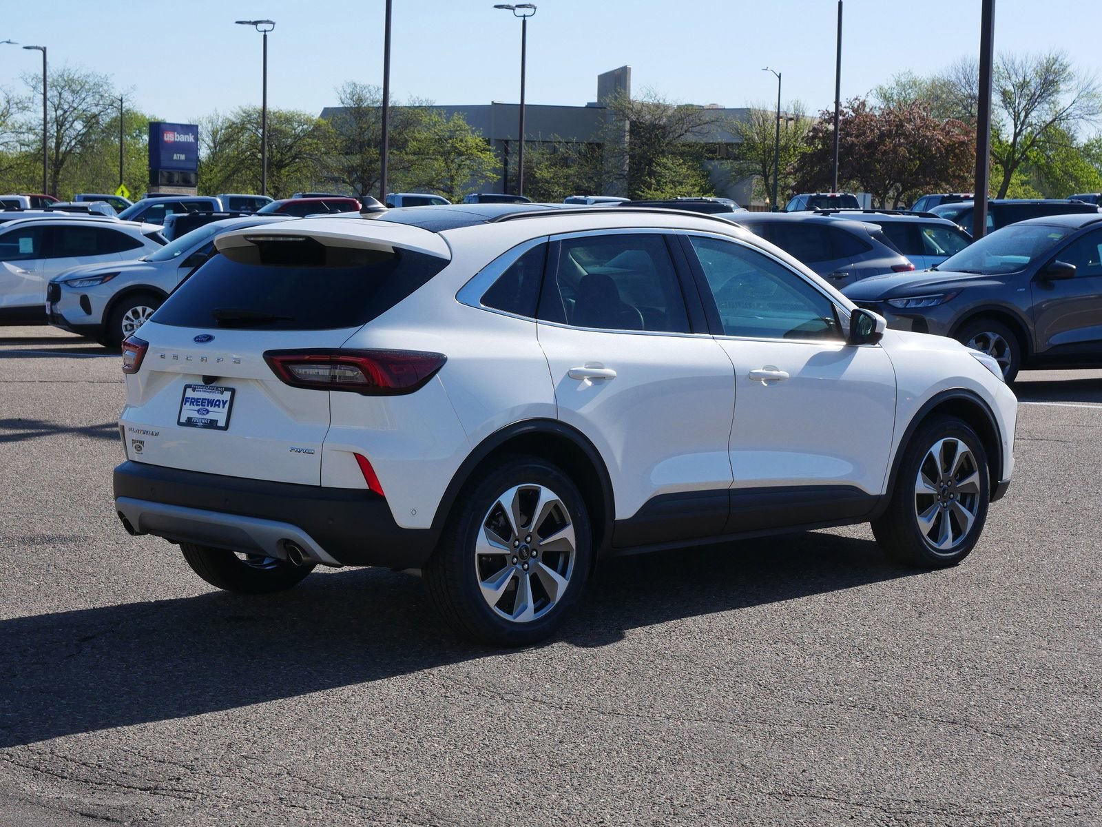 Certified 2023 Ford Escape Platinum w/ Premium Technology Package AWD/4WD image 6