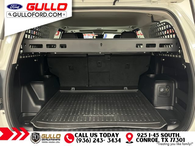 Used 2022 Toyota 4Runner SR5 Premium w/ Moonroof Package AWD/4WD image 9