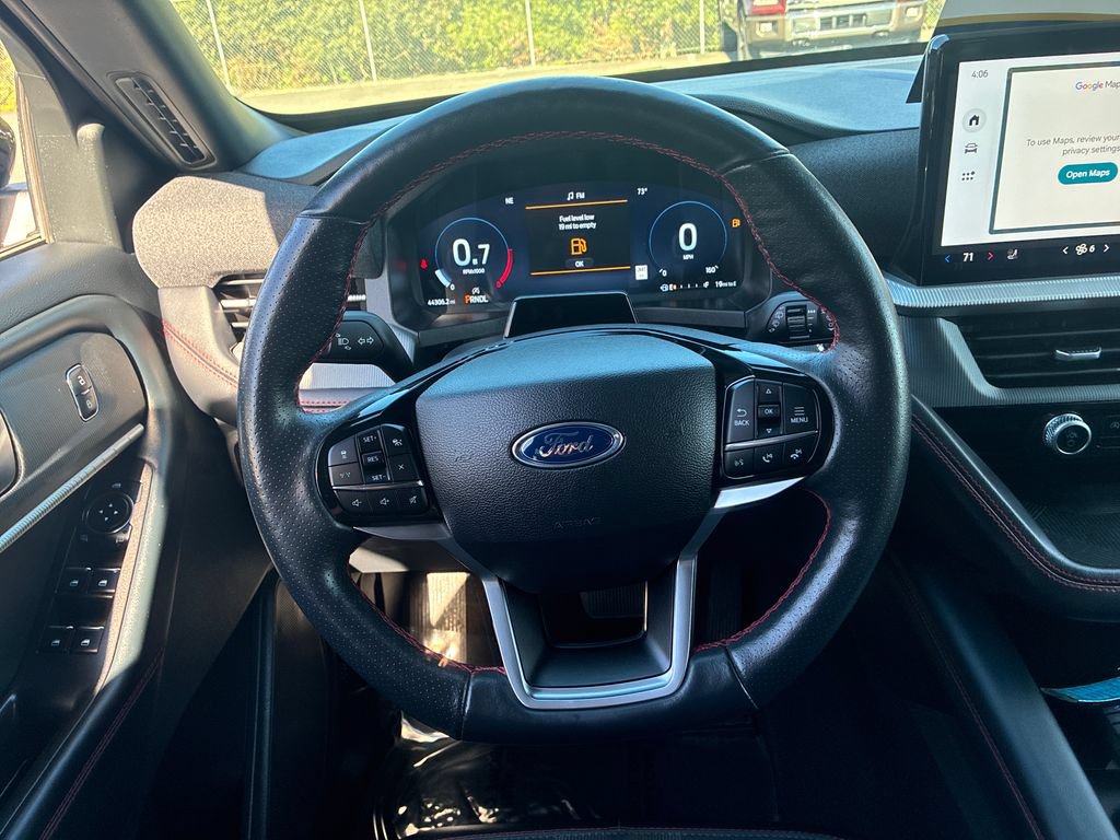 Certified 2025 Ford Explorer ST-Line AWD/4WD image 17