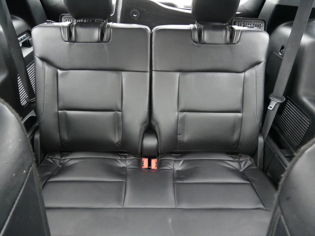 Certified 2021 Ford Explorer Limited w/ Equipment Group 301A image 15