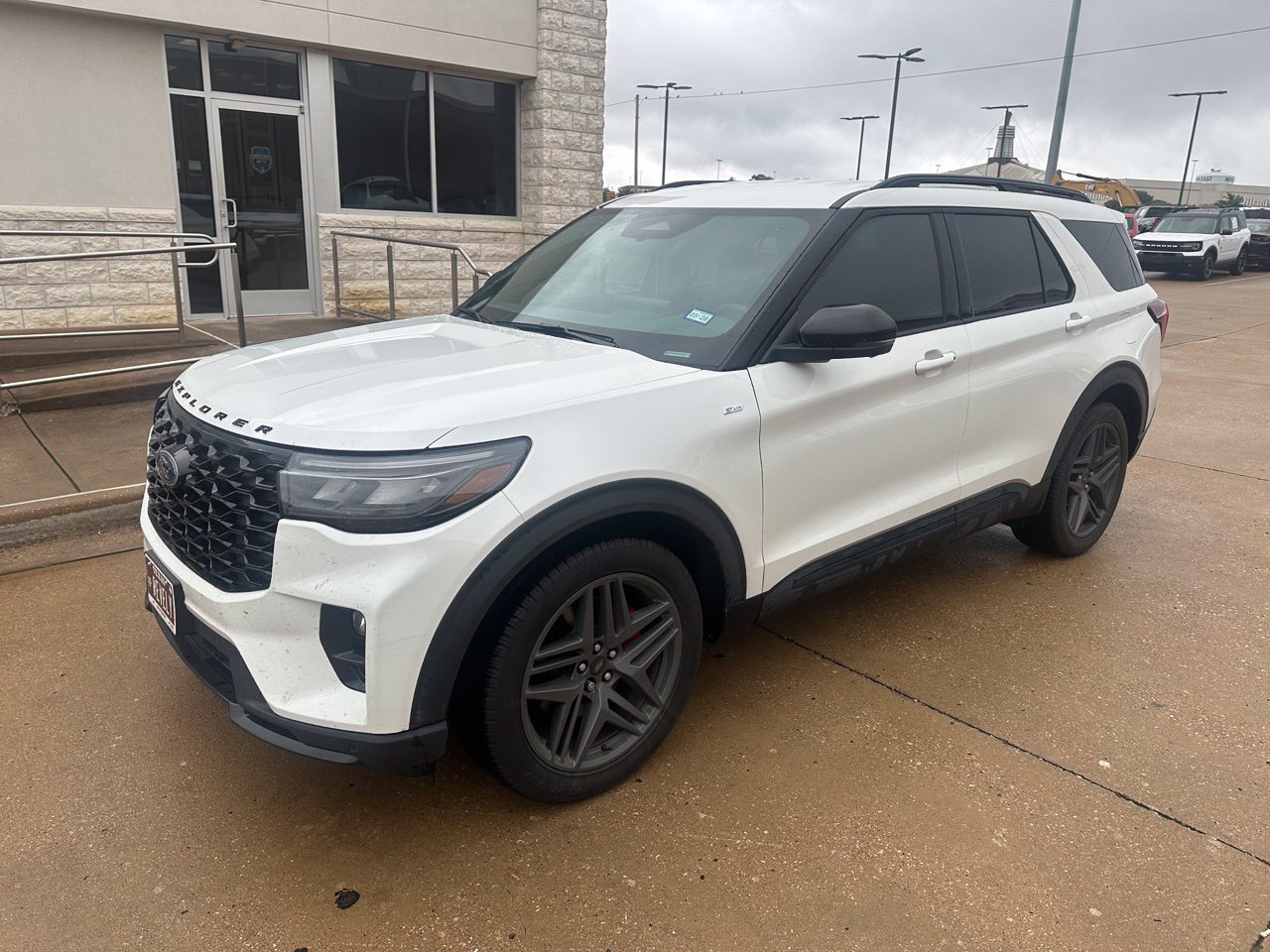 Certified 2026 Ford Explorer ST-Line w/ ST-Line Street Pack RWD image 1
