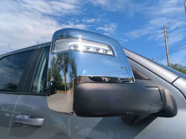 Used 2024 RAM 3500 Laramie w/ Towing Technology Group AWD/4WD image 13