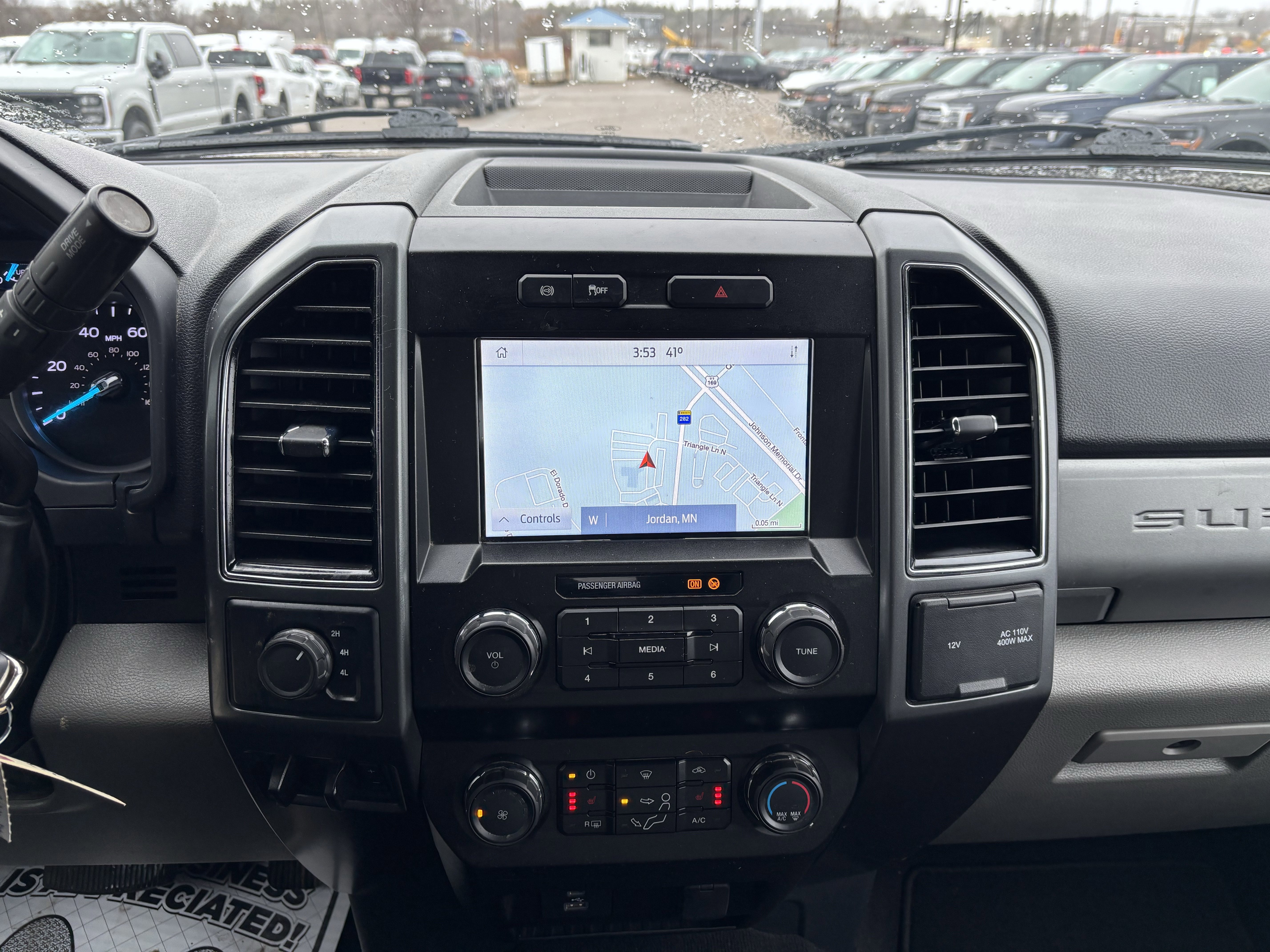 Certified 2022 Ford F350 XLT w/ XLT Premium Package image 23